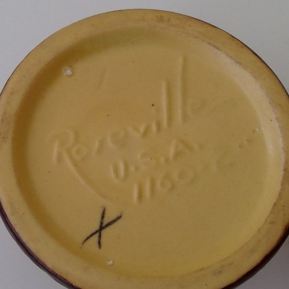 S/2 Vintage Ceramic Roseville Pottery Brown / Tan Freesia Candlestick Holders - Picture 7 of 7